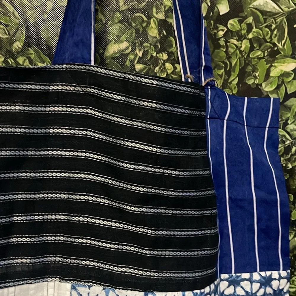 Light weight boho bag great for summer and vacation. - Picture 5 of 7